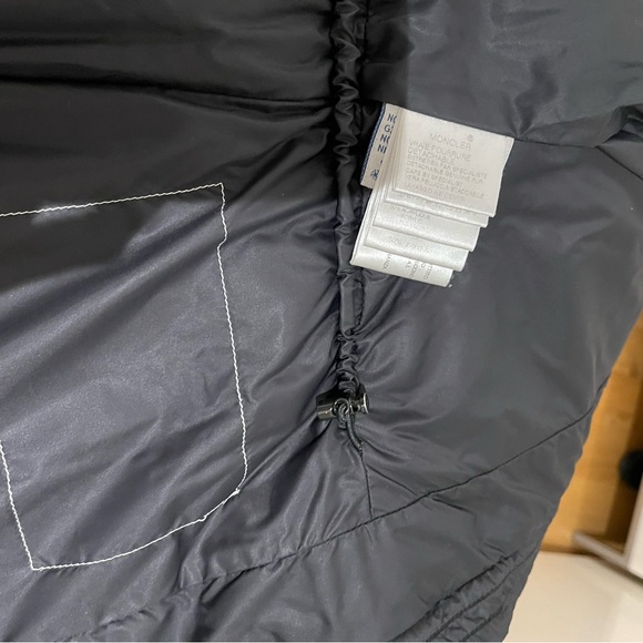 Moncler Parka jacket with fur - Picture 4 of 6